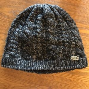 Women’s gray North Face winter hat